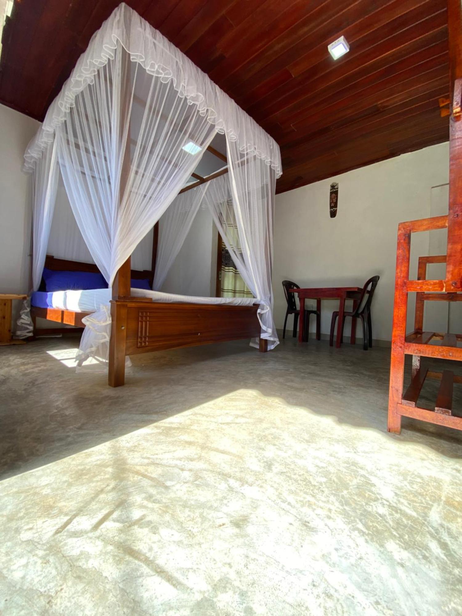 The Breeze Mirissa Bed & Breakfast Luaran gambar