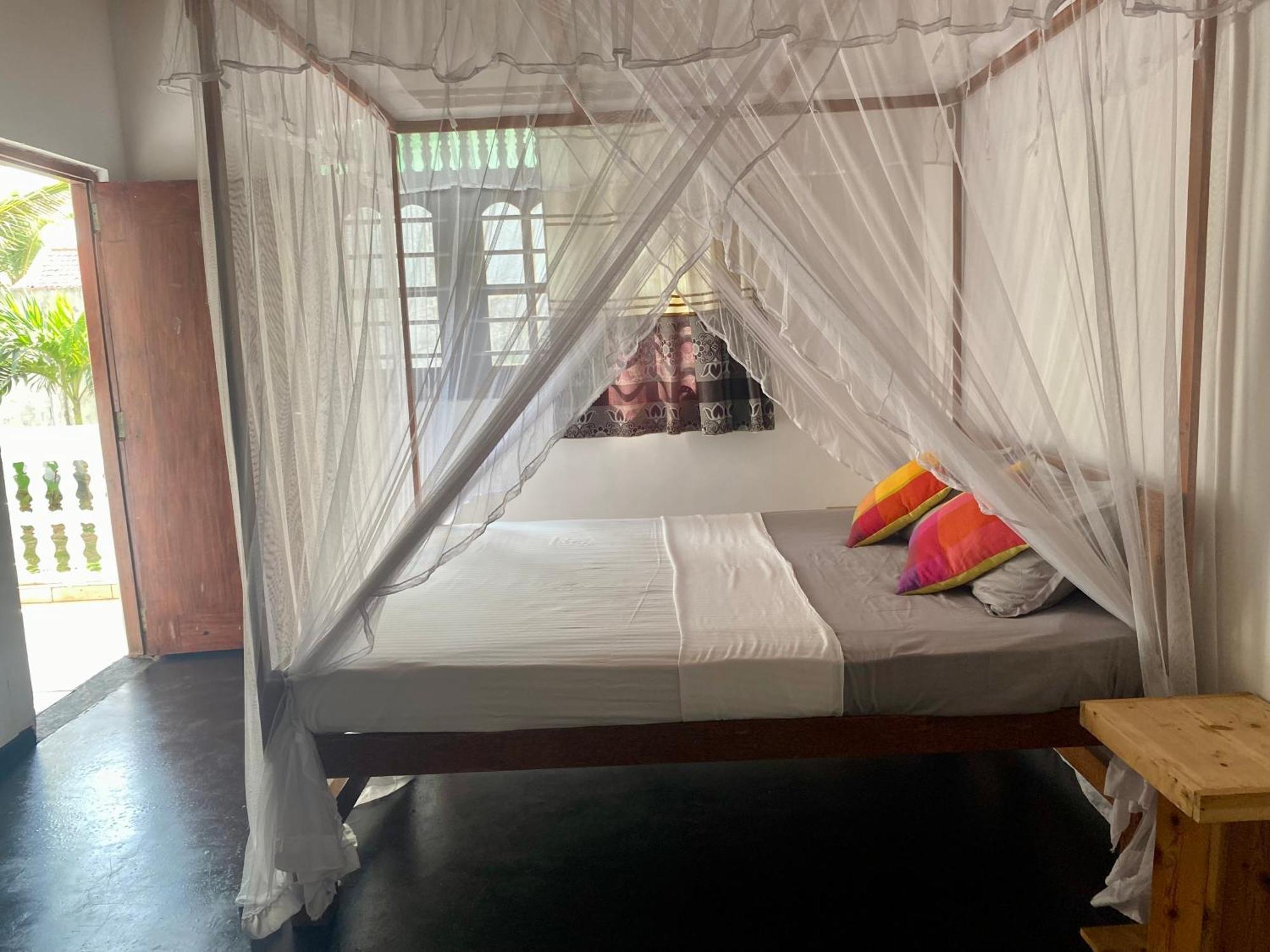 The Breeze Mirissa Bed & Breakfast Luaran gambar