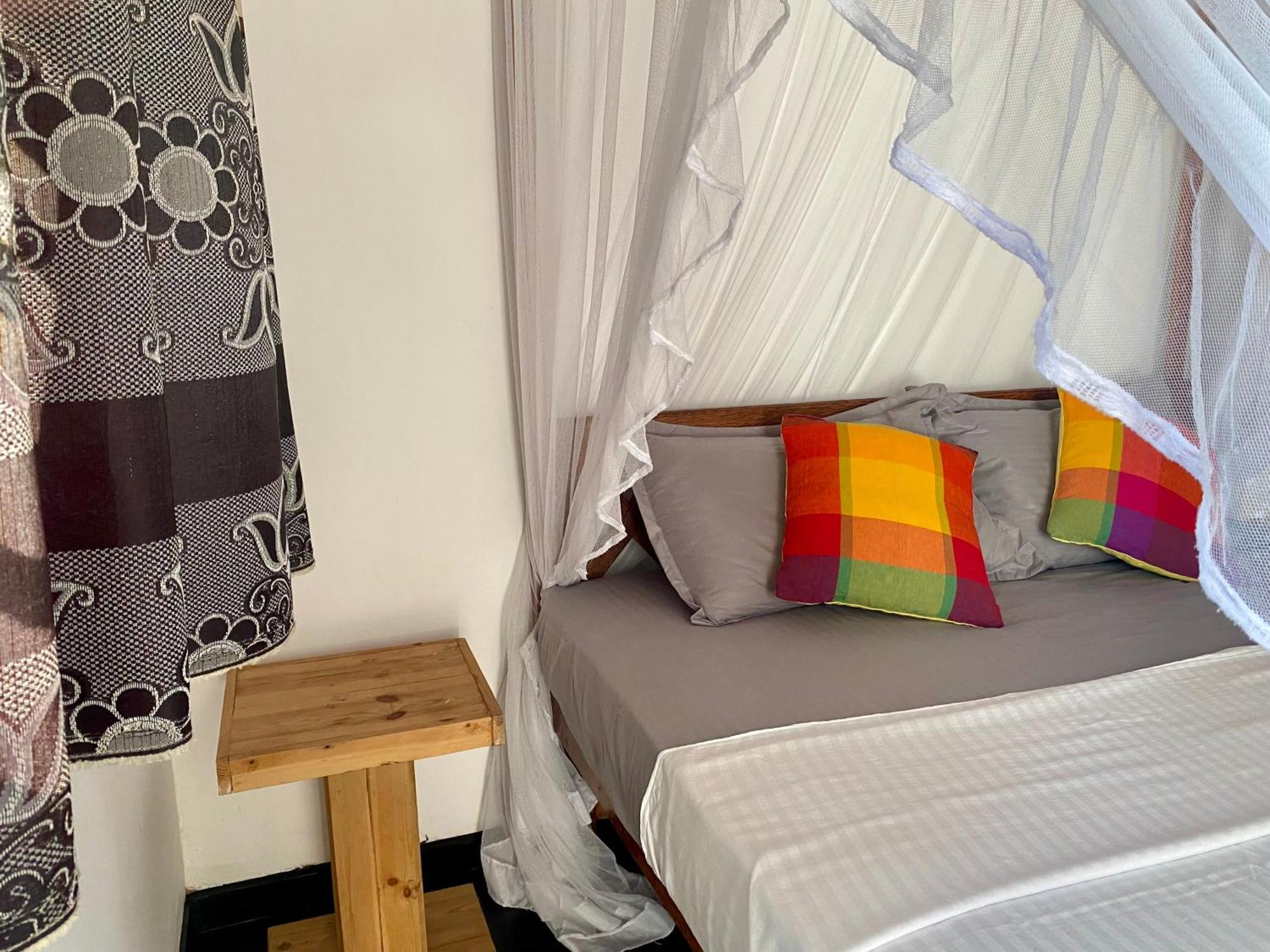 The Breeze Mirissa Bed & Breakfast Luaran gambar