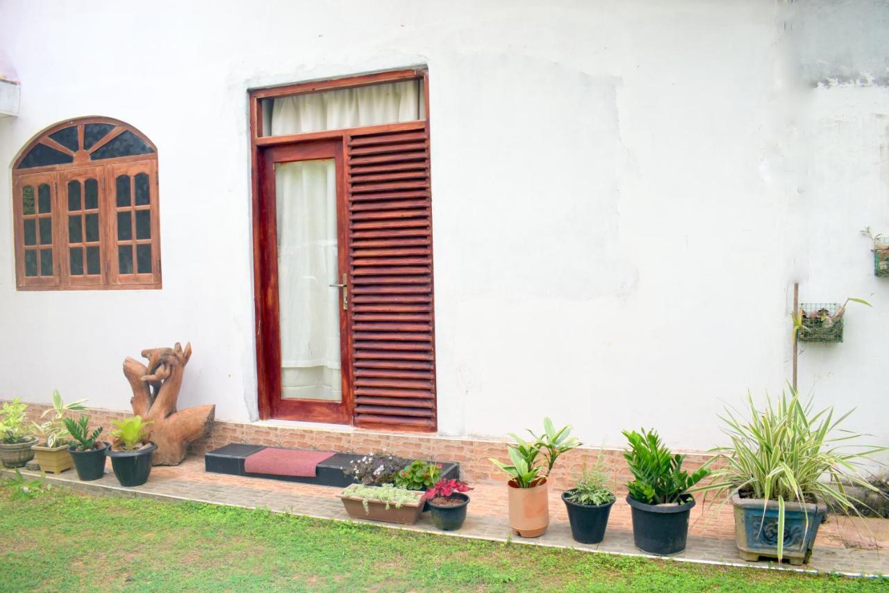 The Breeze Mirissa Bed & Breakfast Luaran gambar